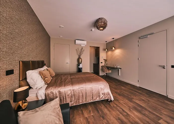 Stadshotel * Верт